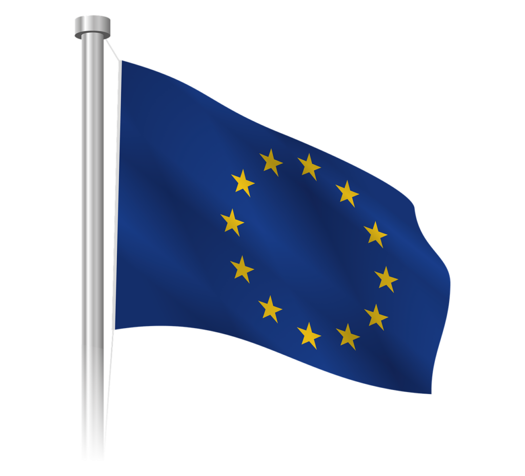 Europäische Flagge die auf die neue NIS2 Richtlinie hindeuten soll.